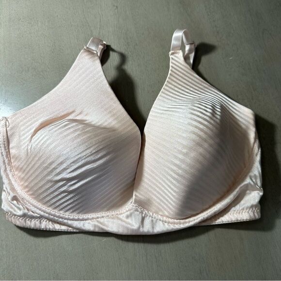 ADRIENNE‎ VITTADINI LIGHT PINK  FULL COVERAGE NO WIRE SIZE 38DD BRA - Picture 6 of 11